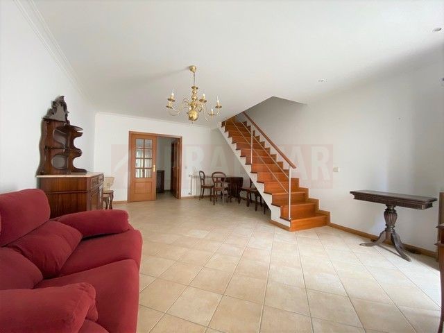  Moradia Geminada T4 em Assafarge