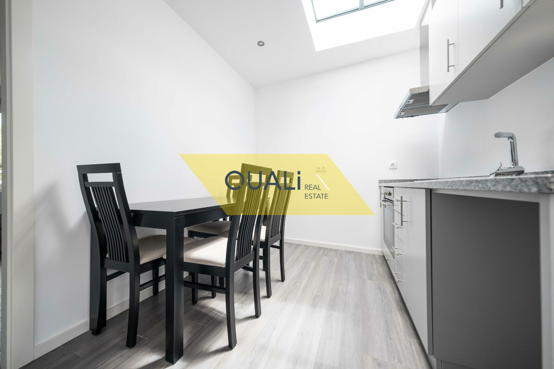 - Fantástico apartamento T1 em Machico €135.000,00