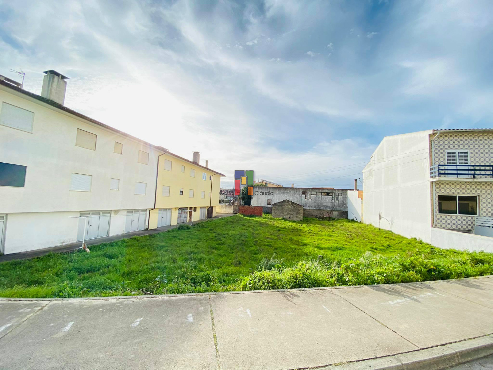 Real Estate building