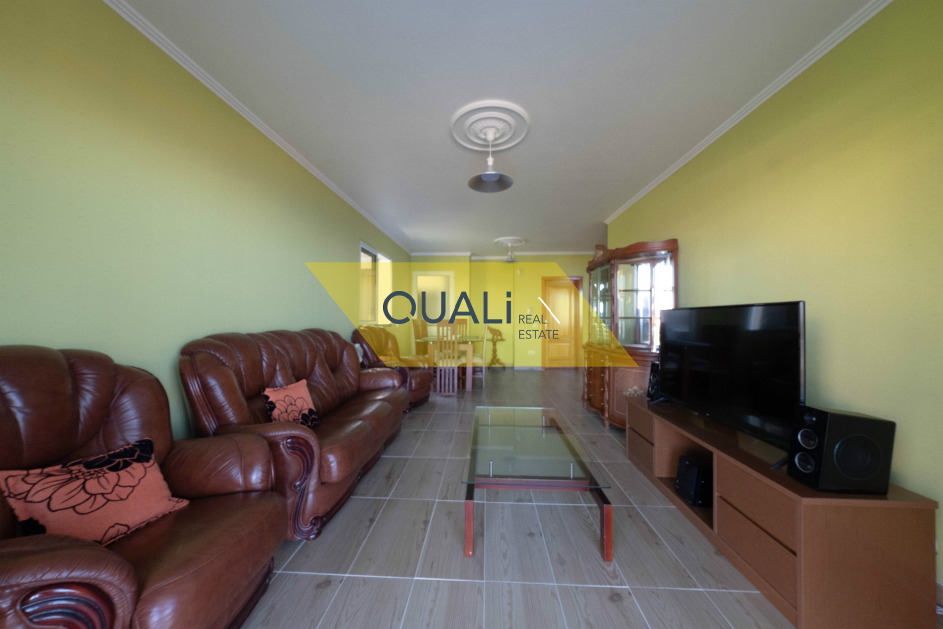 Moradia v3 com vista mar em Ribeira Brava - € 220.000,00