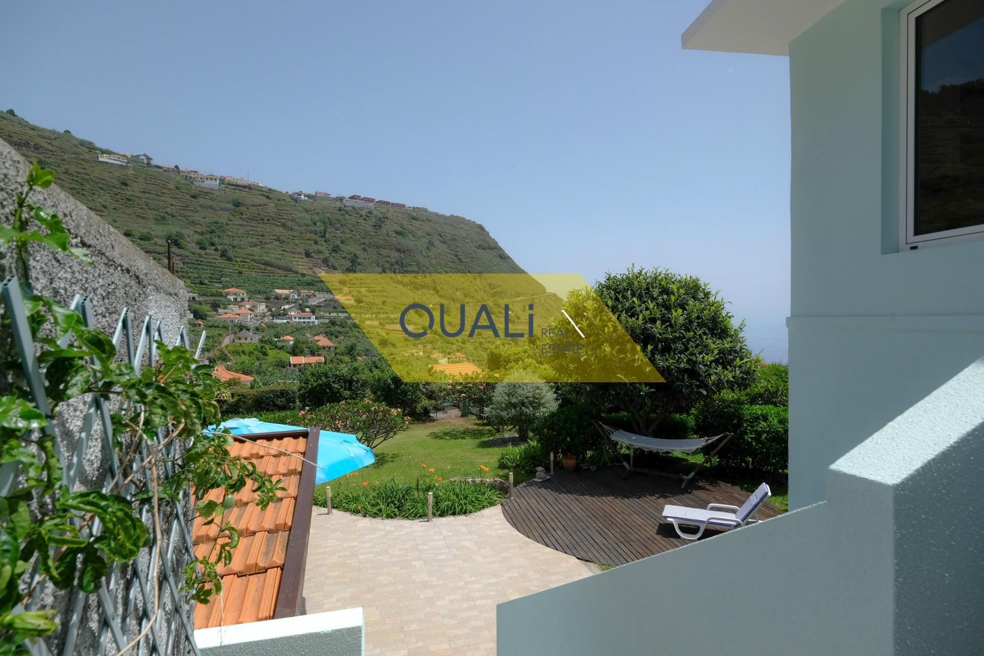 Detached house with 2 + 2 bedrooms - Calheta - Madeira Island- € 330.000,00