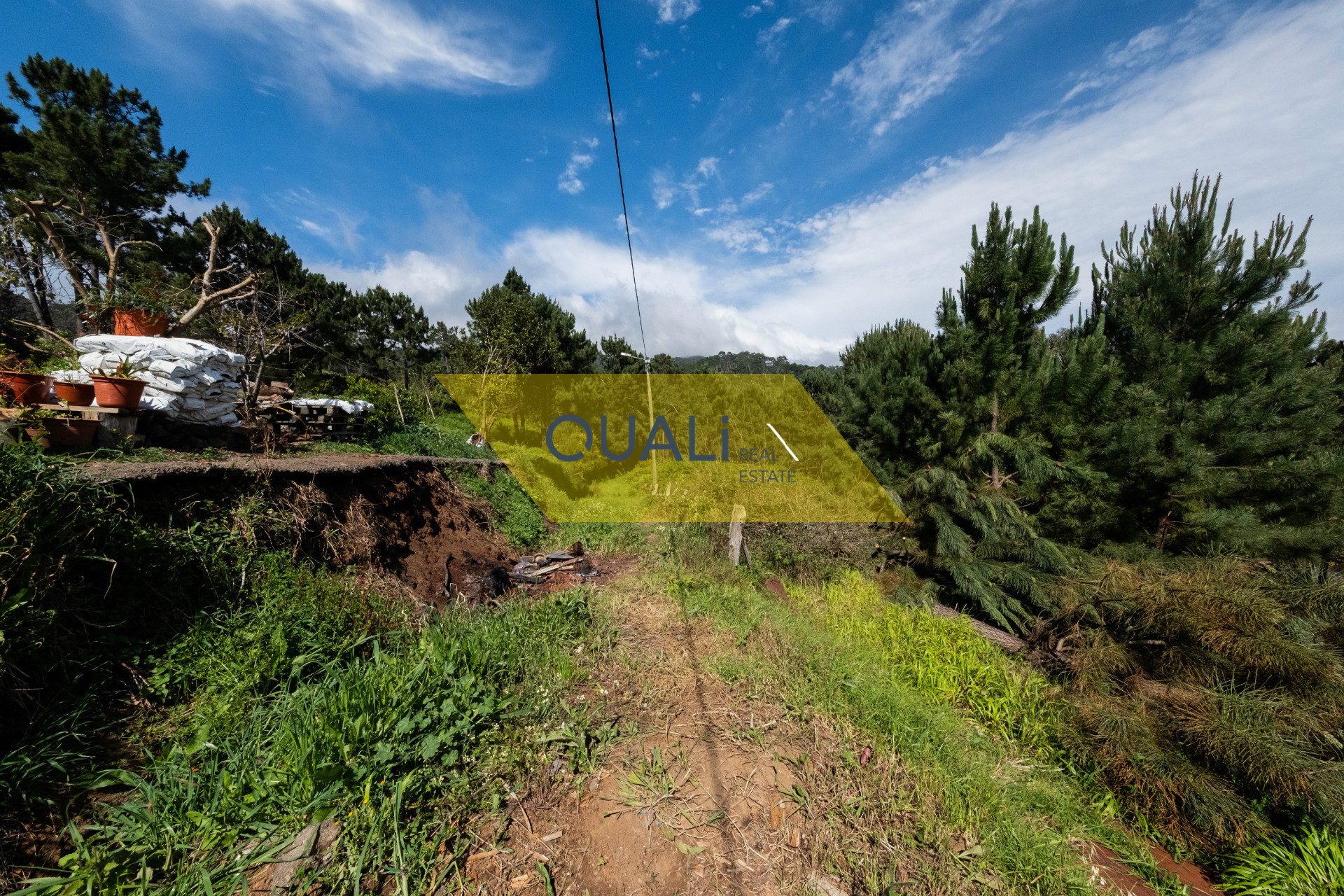 Terreno com 782m2,viabilidade de Construção na Fajã da Ovelha - € 31.500,00