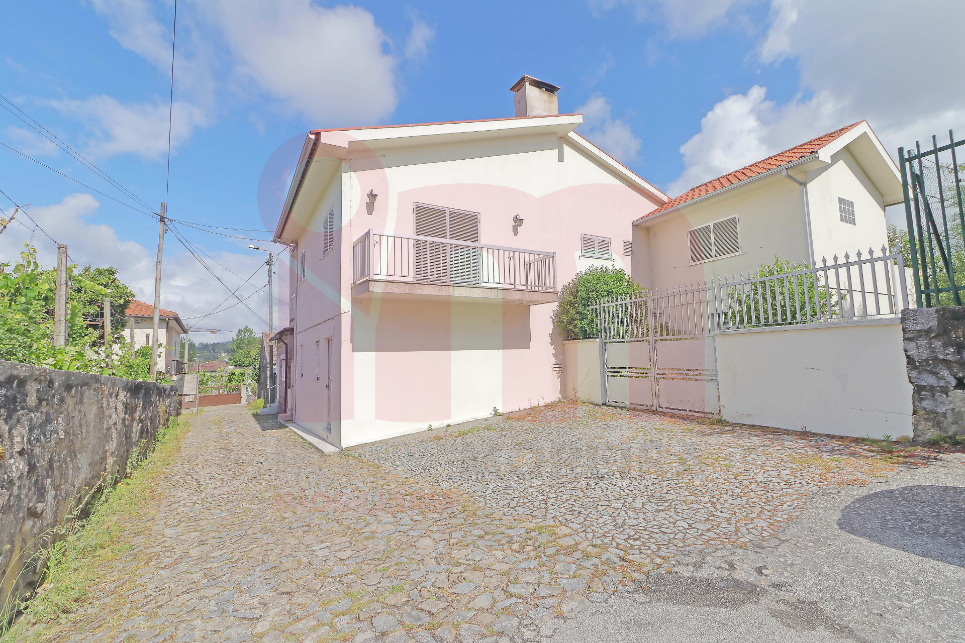 Moradia Isolada T3+2