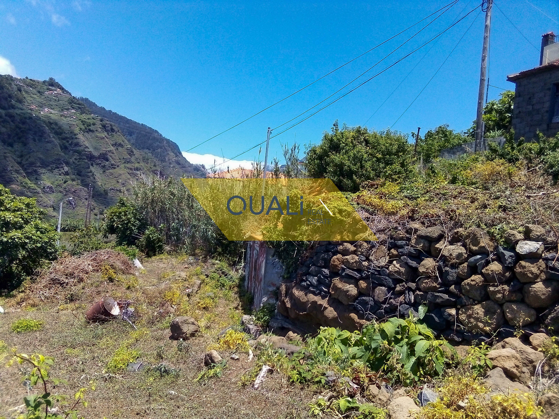 Excellent land with 532m2-Ribeira Brava-Madeira Island - € 87.500,00