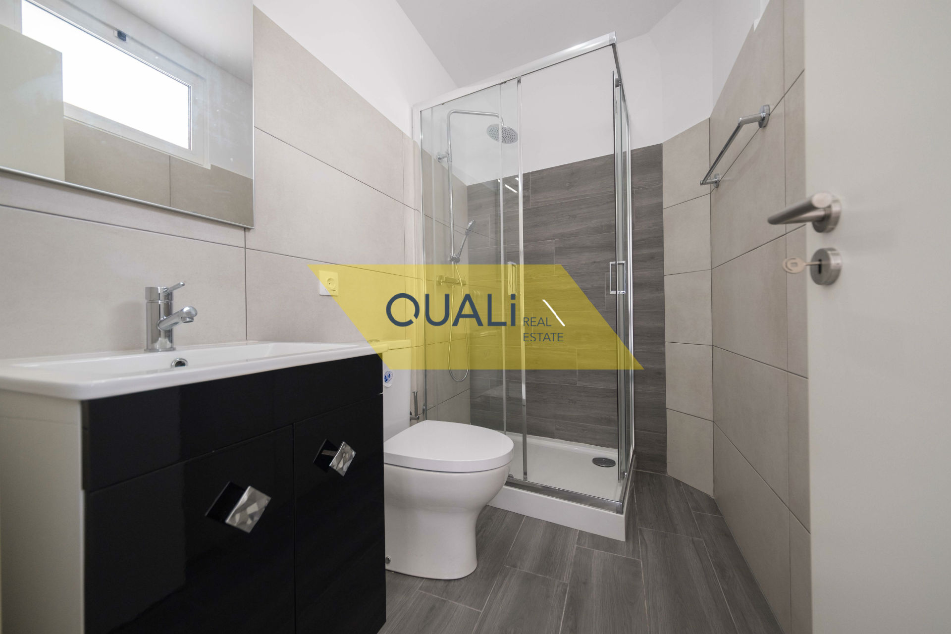 - Fantástico apartamento T1 em Machico €135.000,00