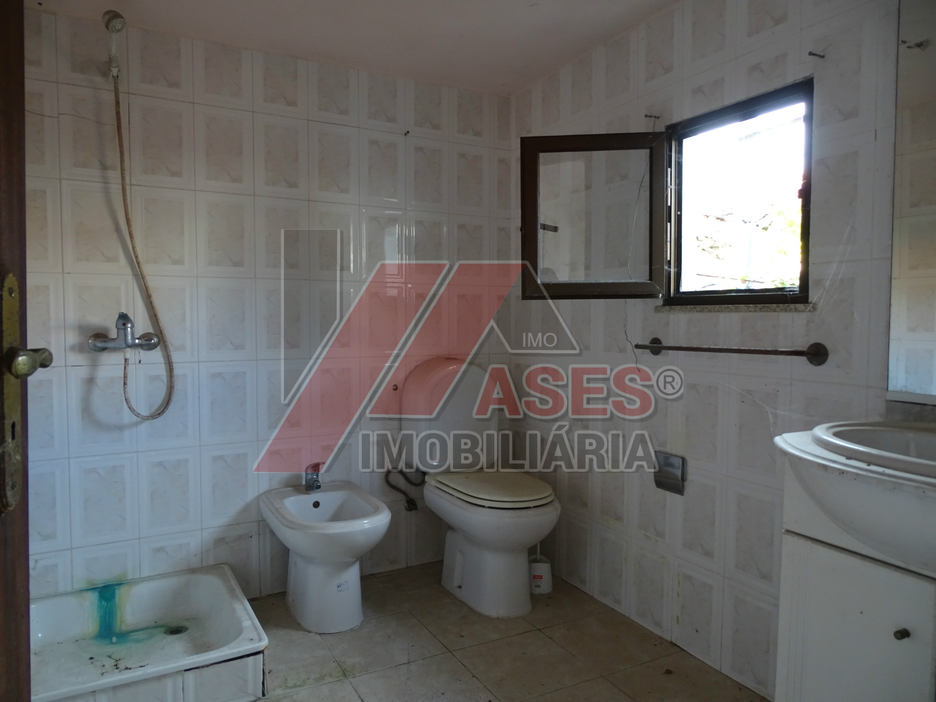 Moradia para Restaurar T2