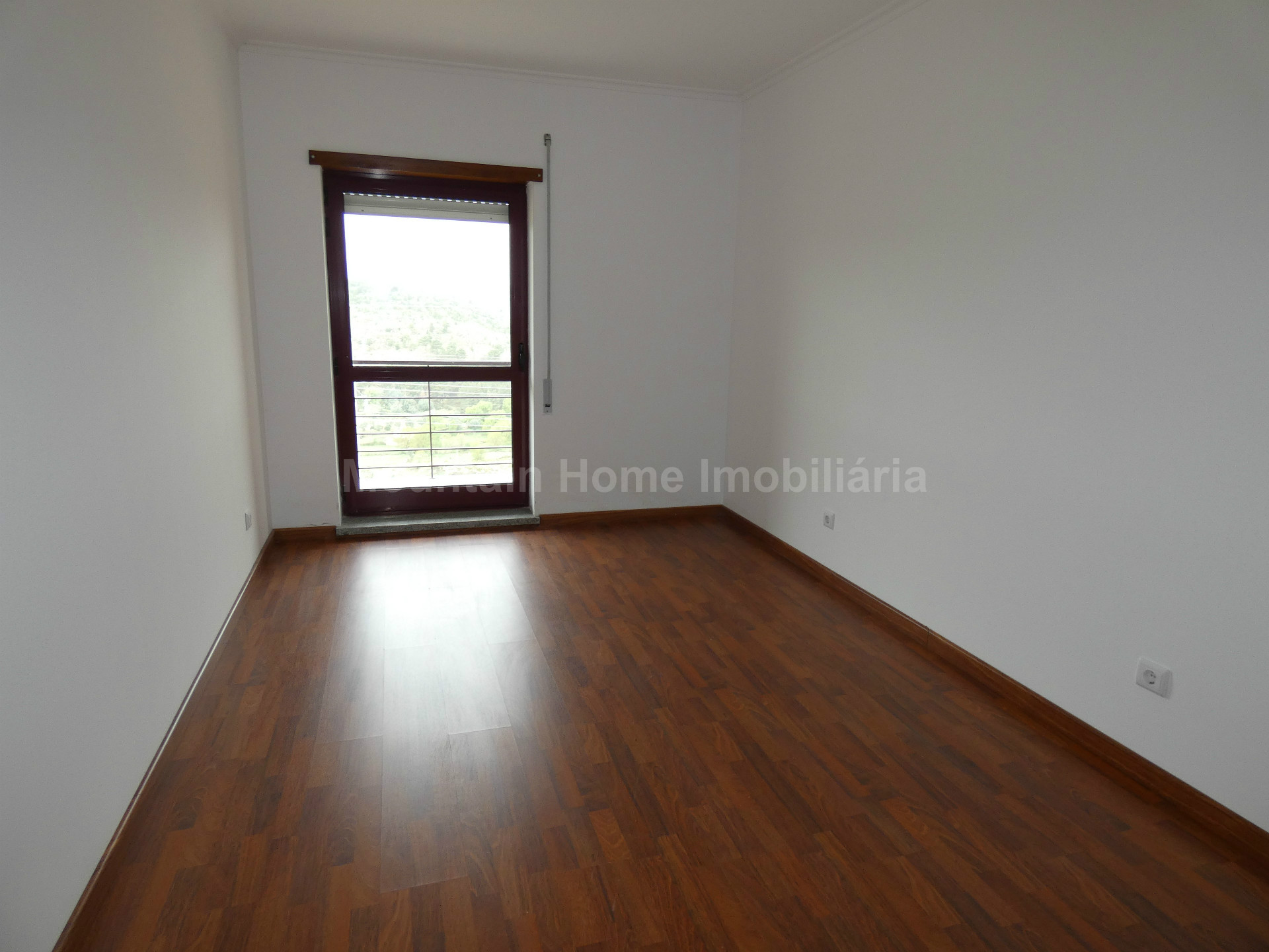 Wohnung 4 Schlafzimmer