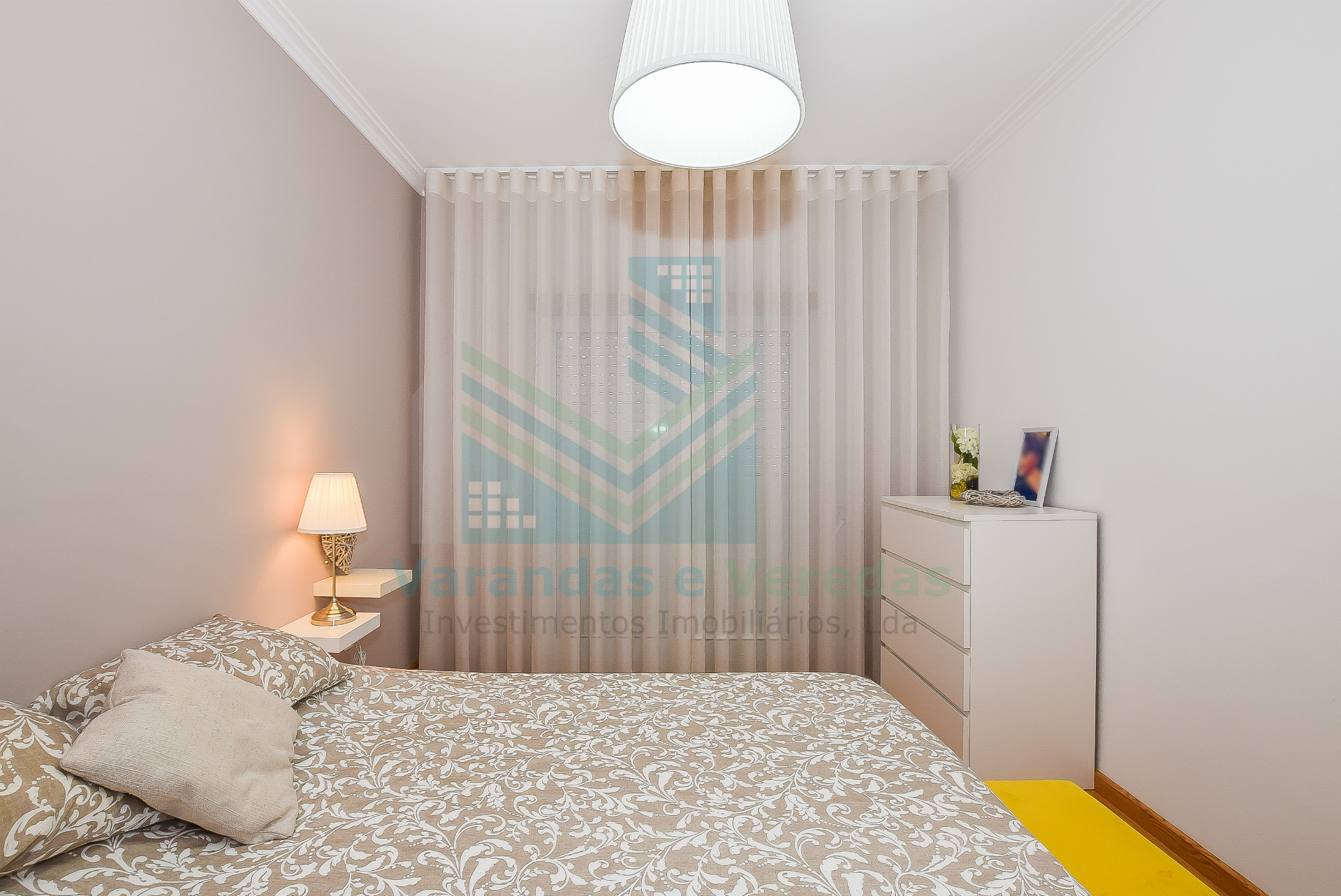 2 间卧室的公寓在门控社区在恩特龙卡门托