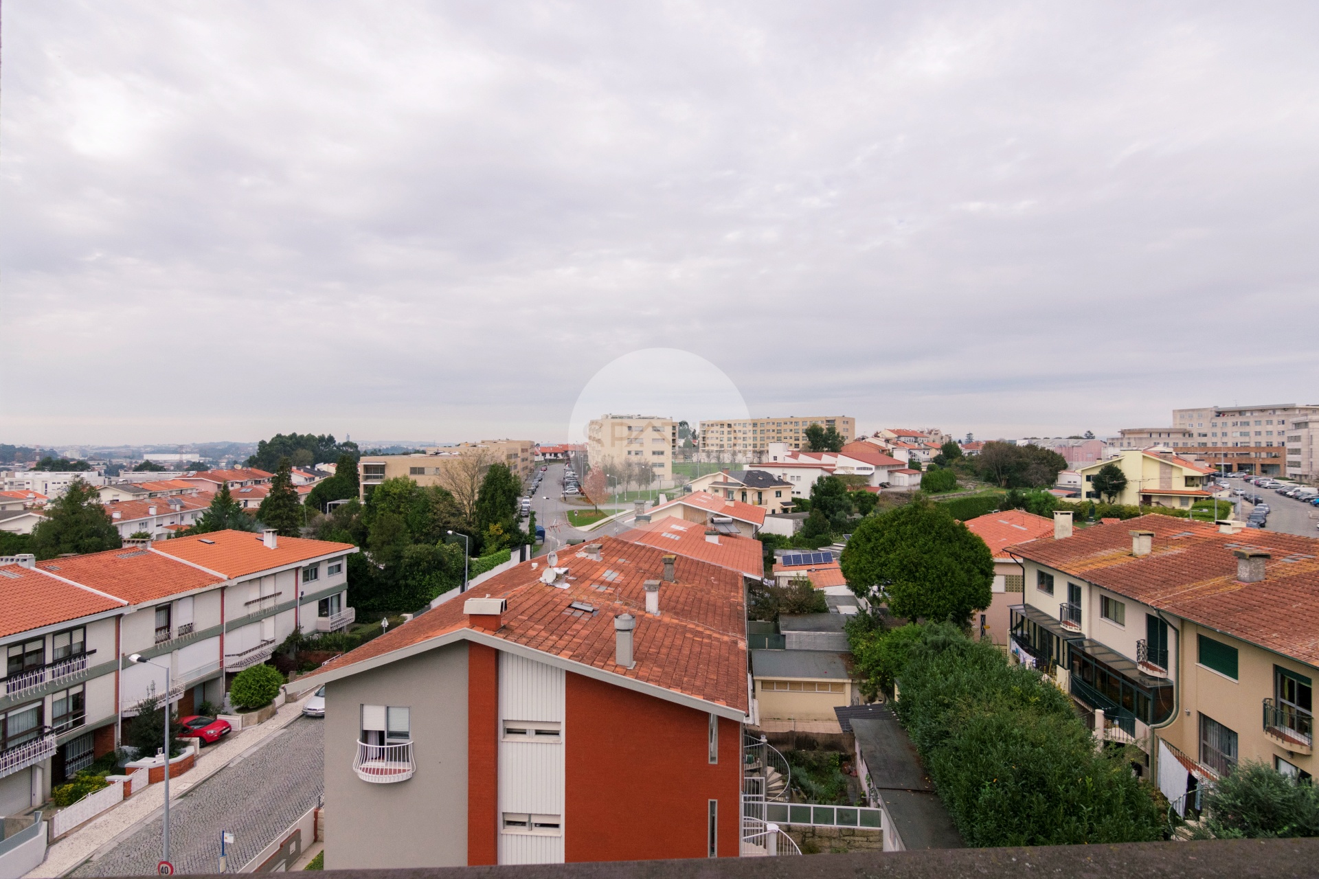 Apartamento T3 renovado com Box * São Mamede de Infesta