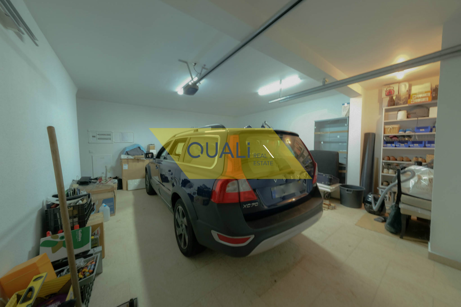 Detached house with pool in Calheta - Madeira Island - € 395.000,00