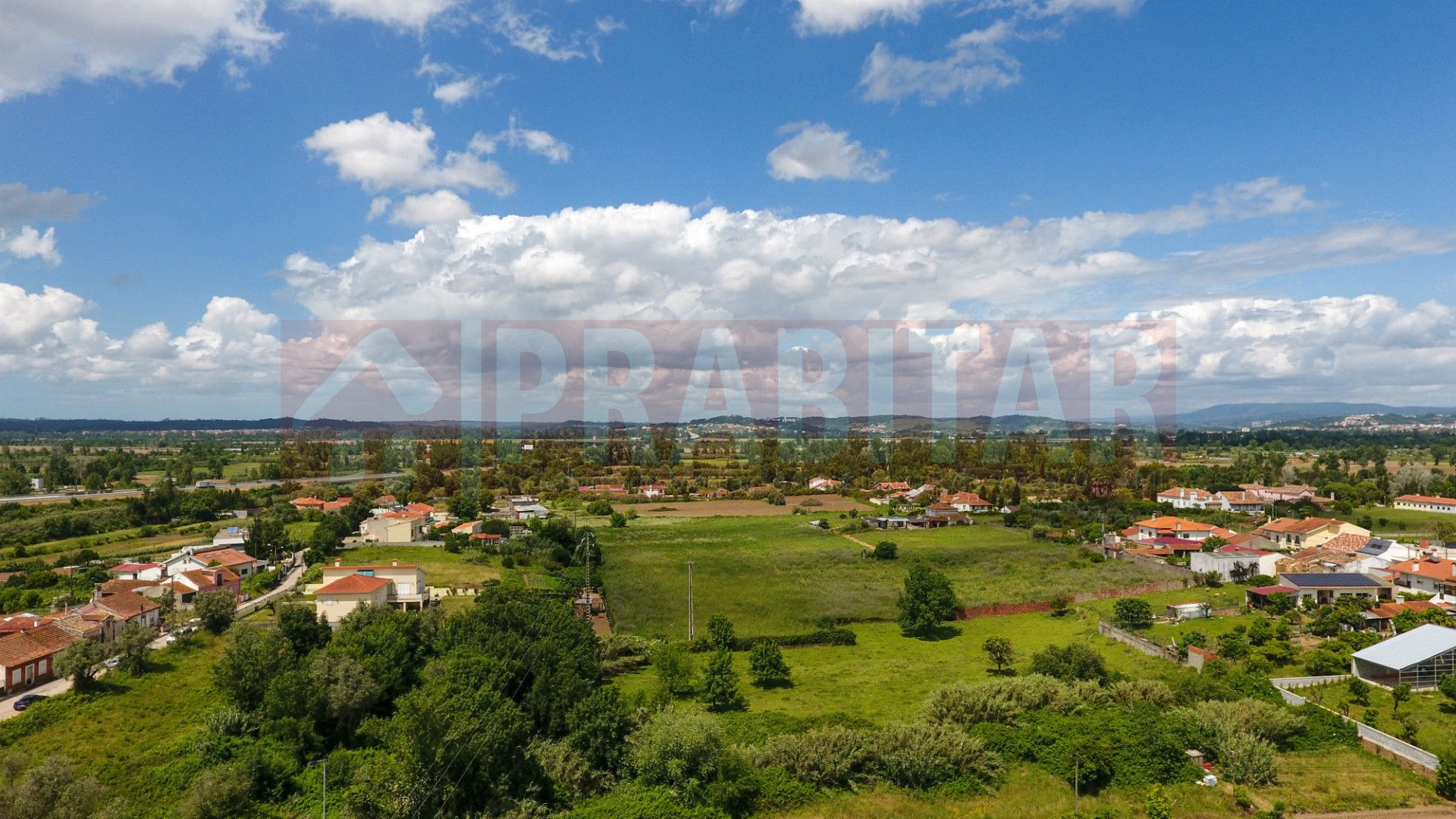 Lote de Terreno em Casais do Campo
