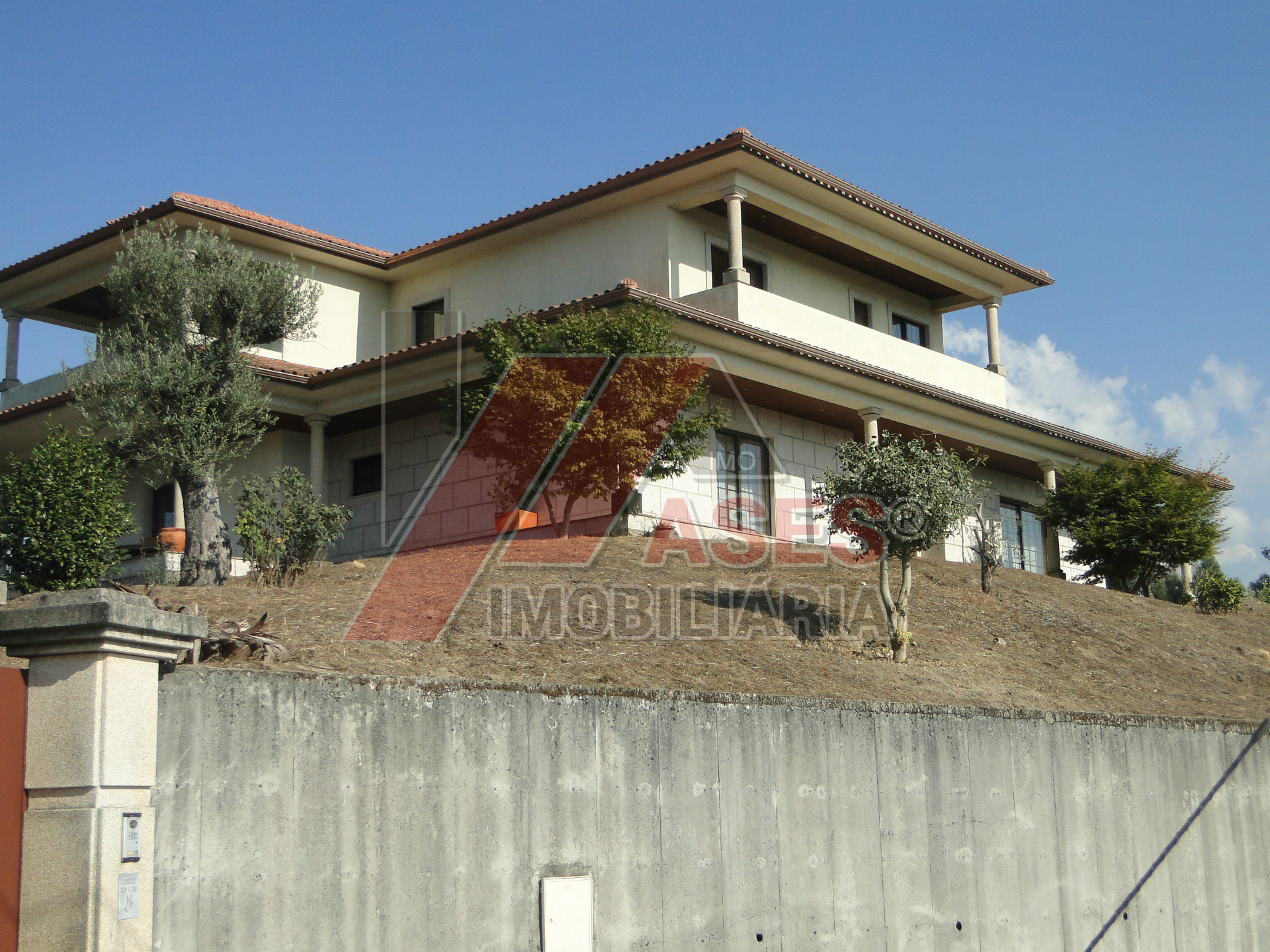 Abitazione 5 Vani +1