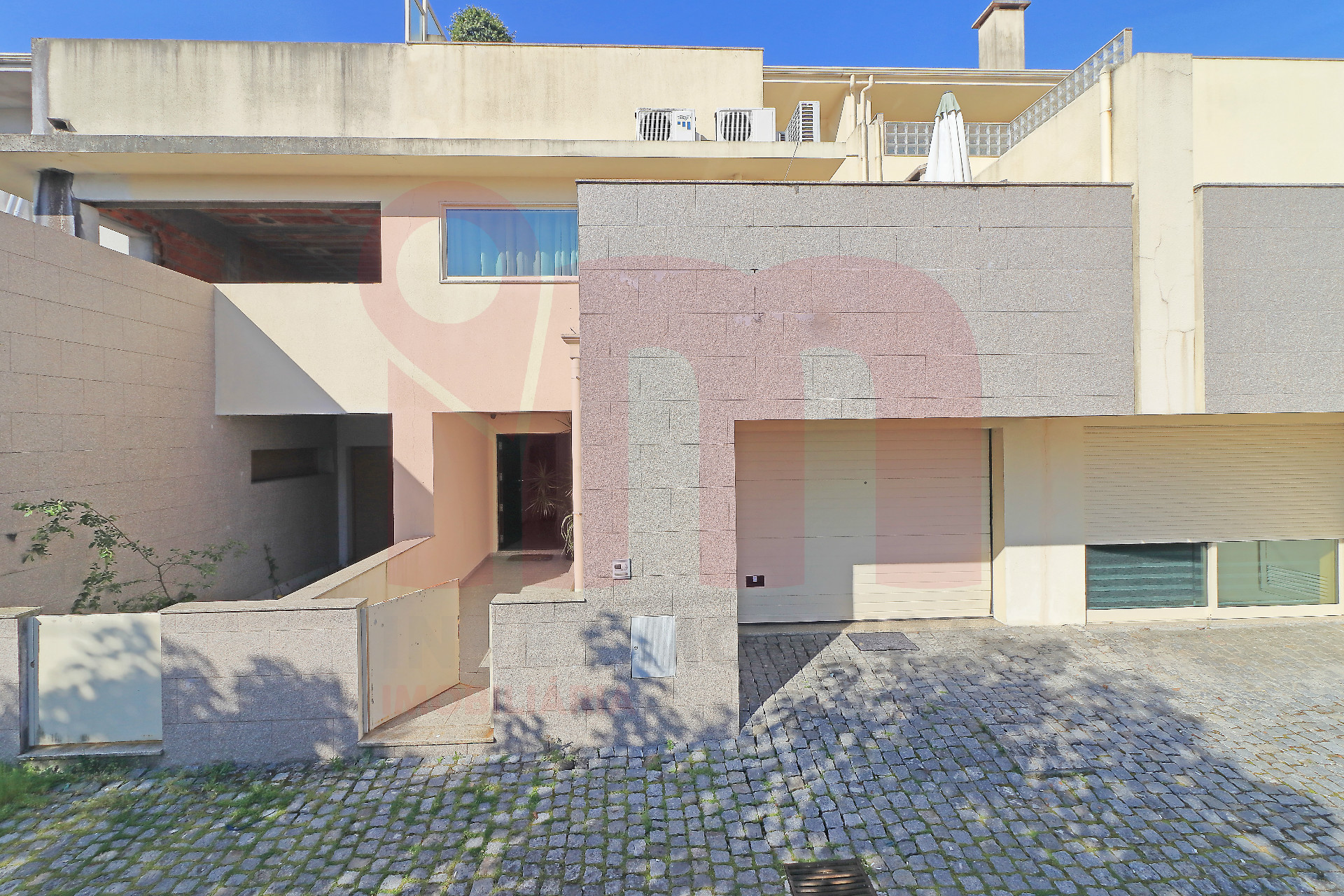 Maison jumelée 3 Chambre(s)+1