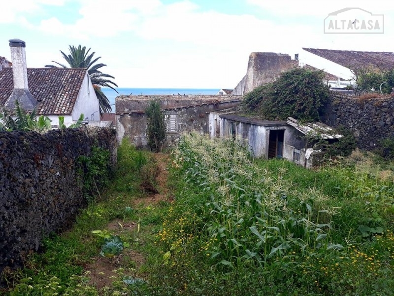 Moradia para Restaurar T1