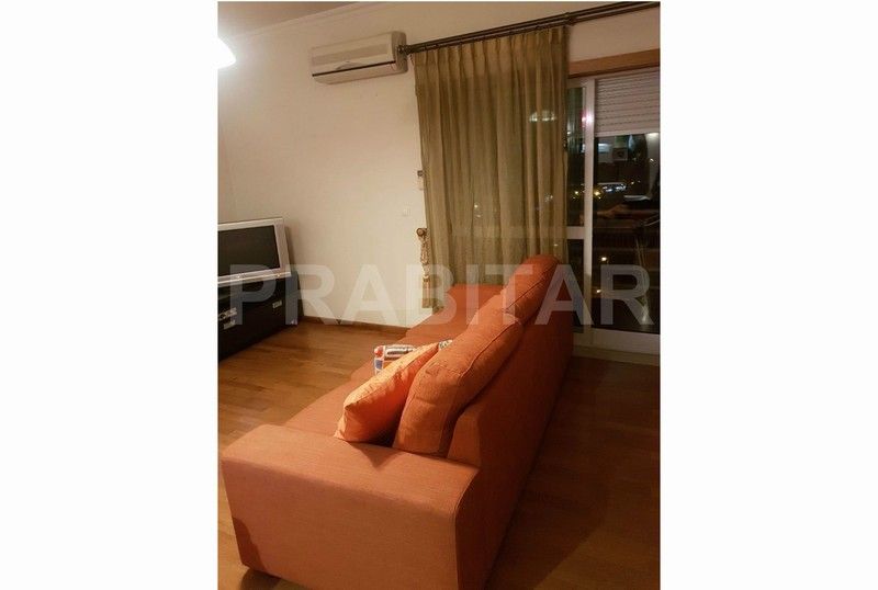 Apartamento T3 com Garagem na Urbanização Panorâma