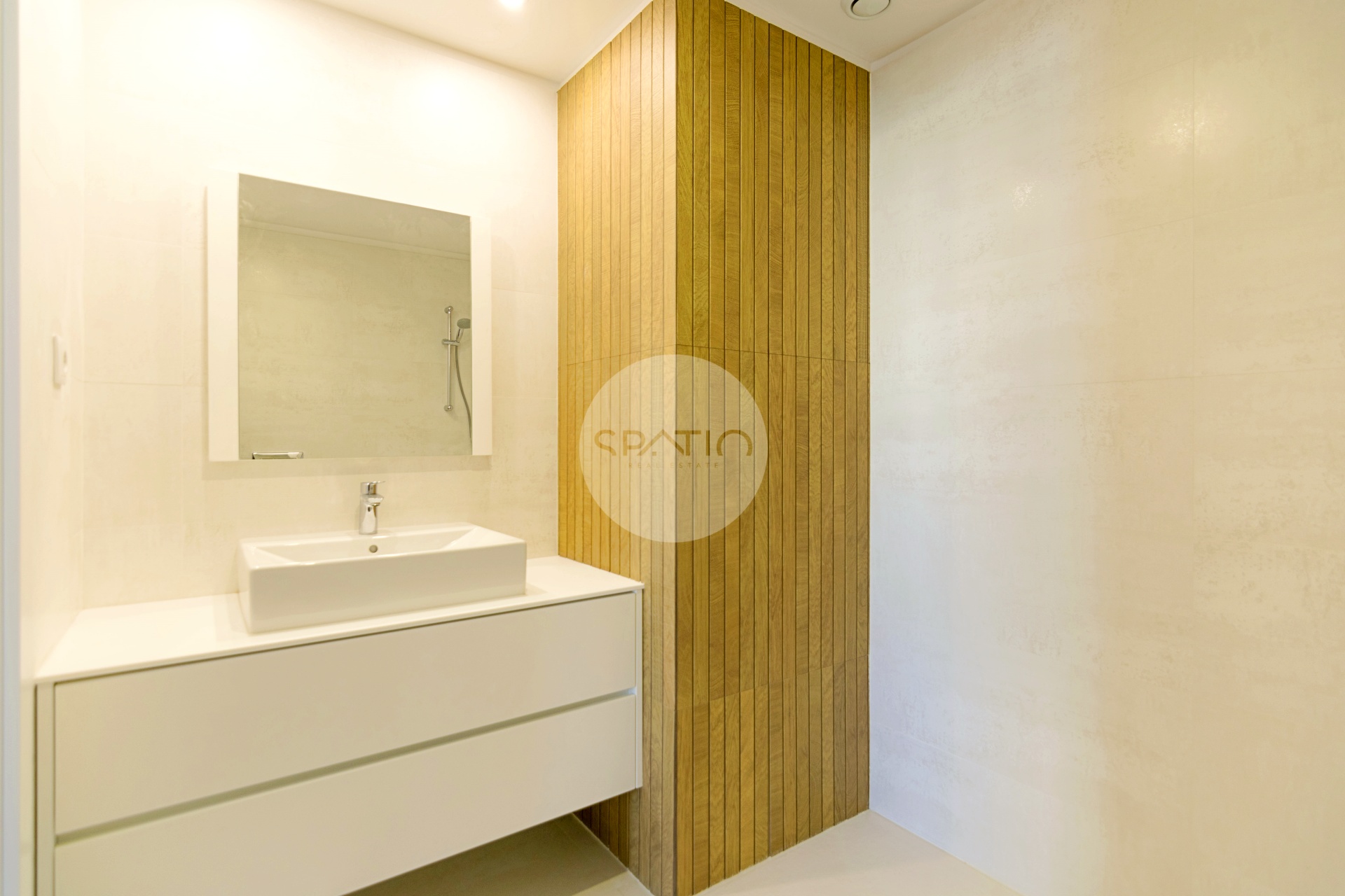 Apartamento T4 Novo * Rotunda da Boavista