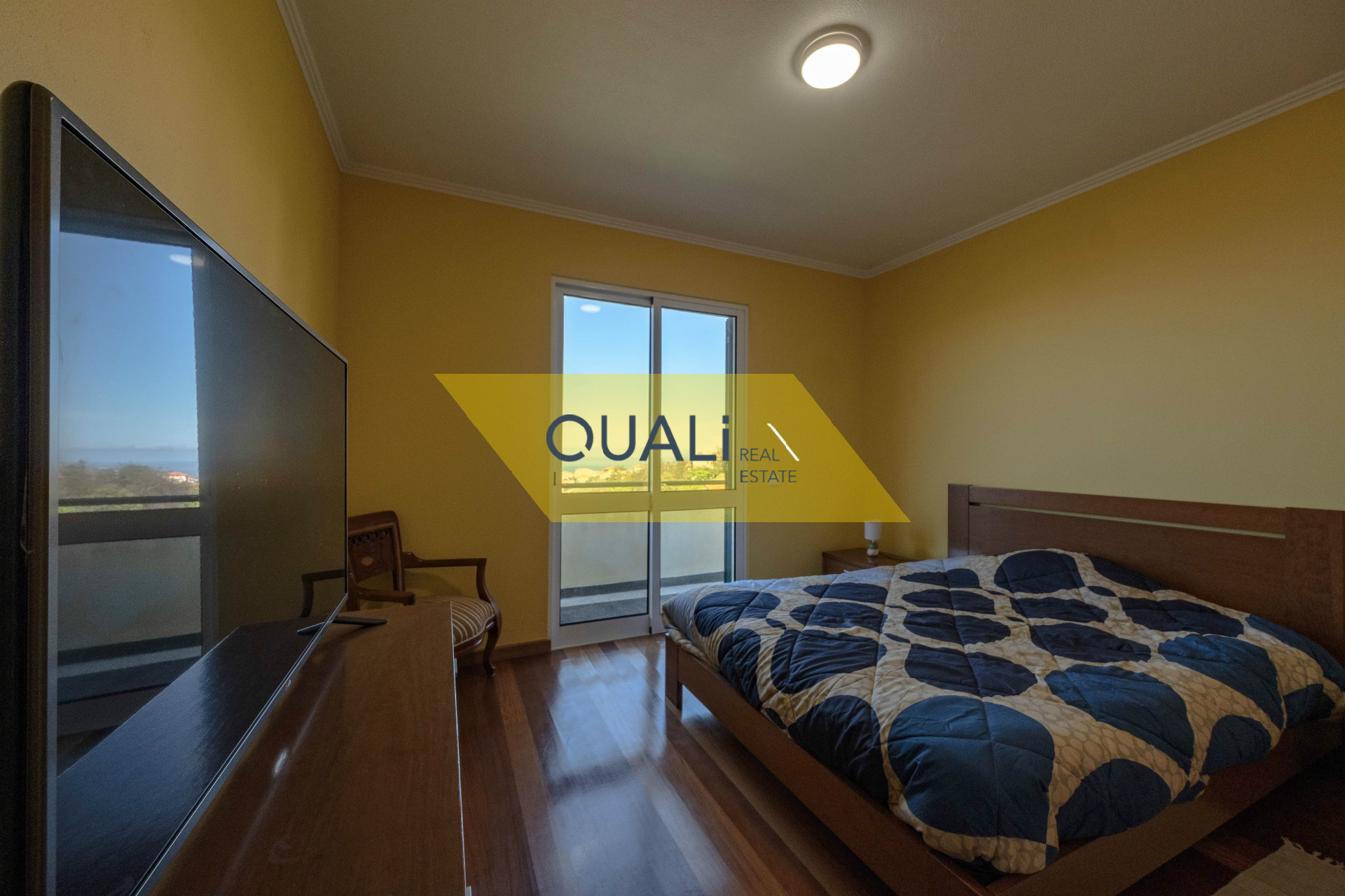 Moradia v3 com vista mar em Ribeira Brava - € 220.000,00