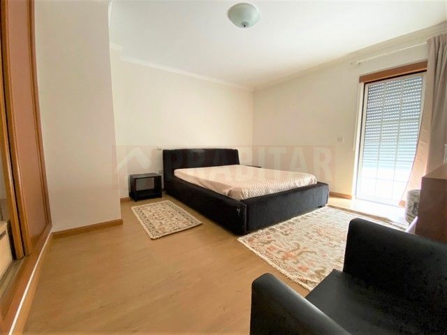  Moradia Geminada T4 em Assafarge