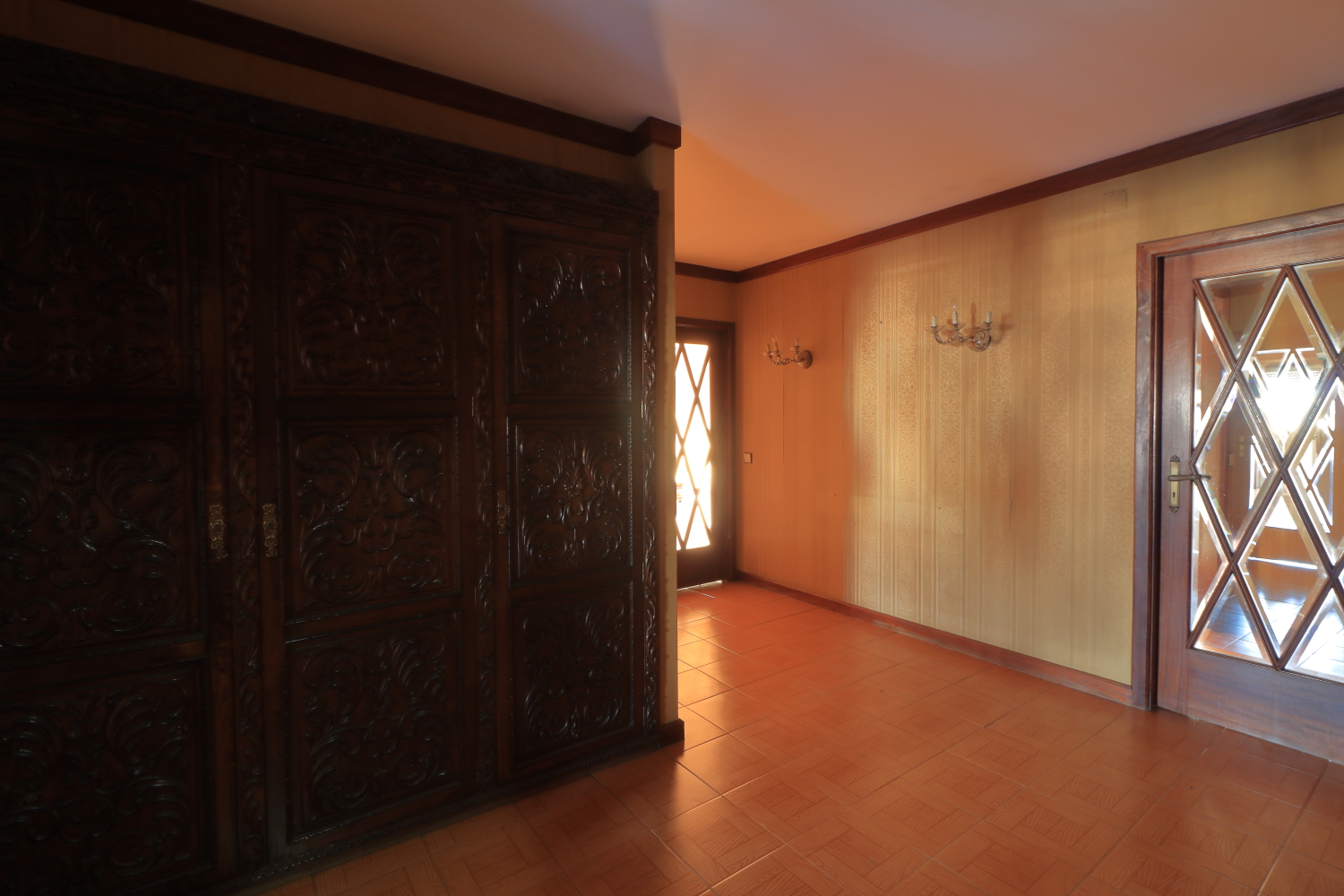 Hall Entrada