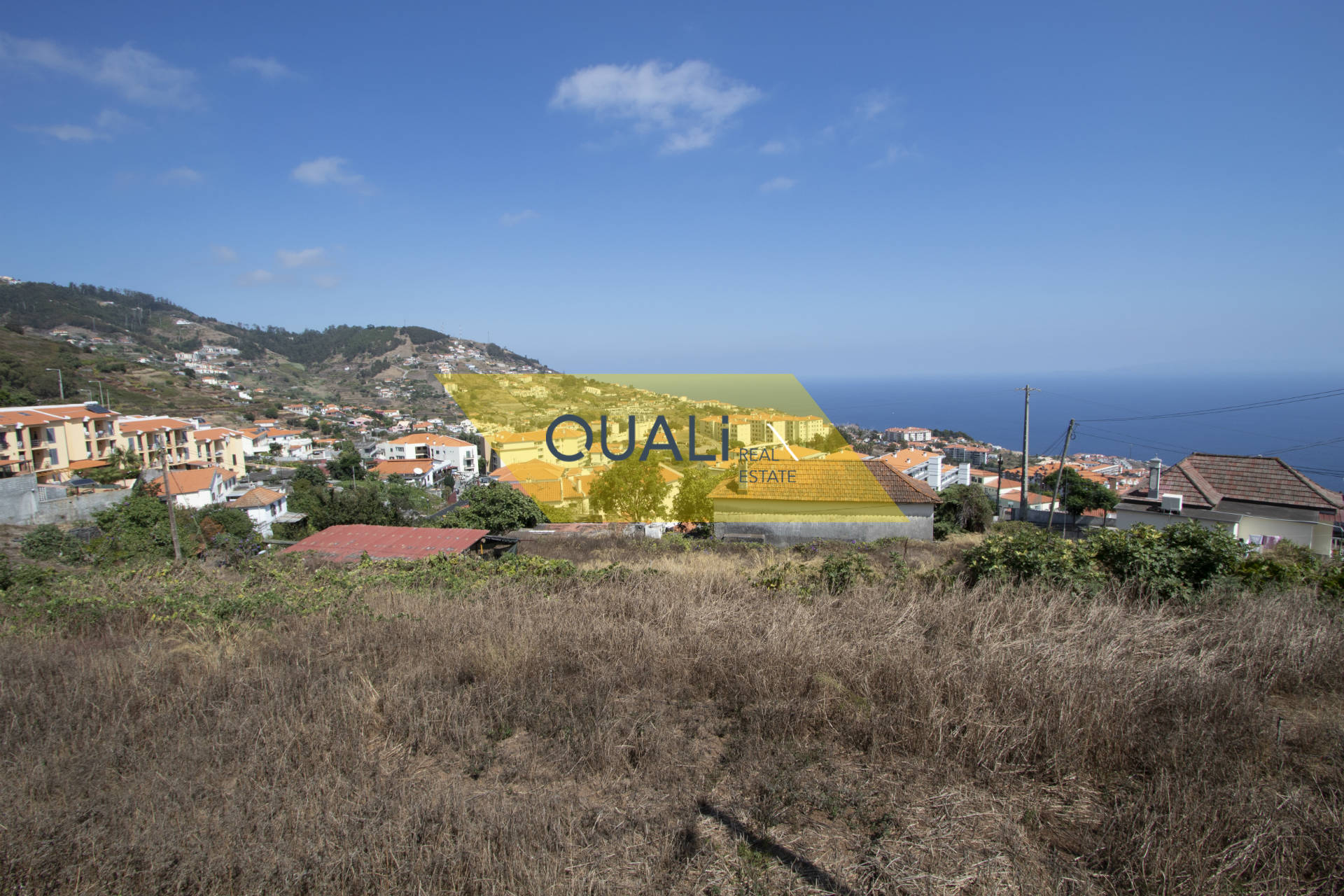 Moradia para Remodelar com Terreno de 5030 m2 no Caniço - Ilha da Madeira. €497.000,00